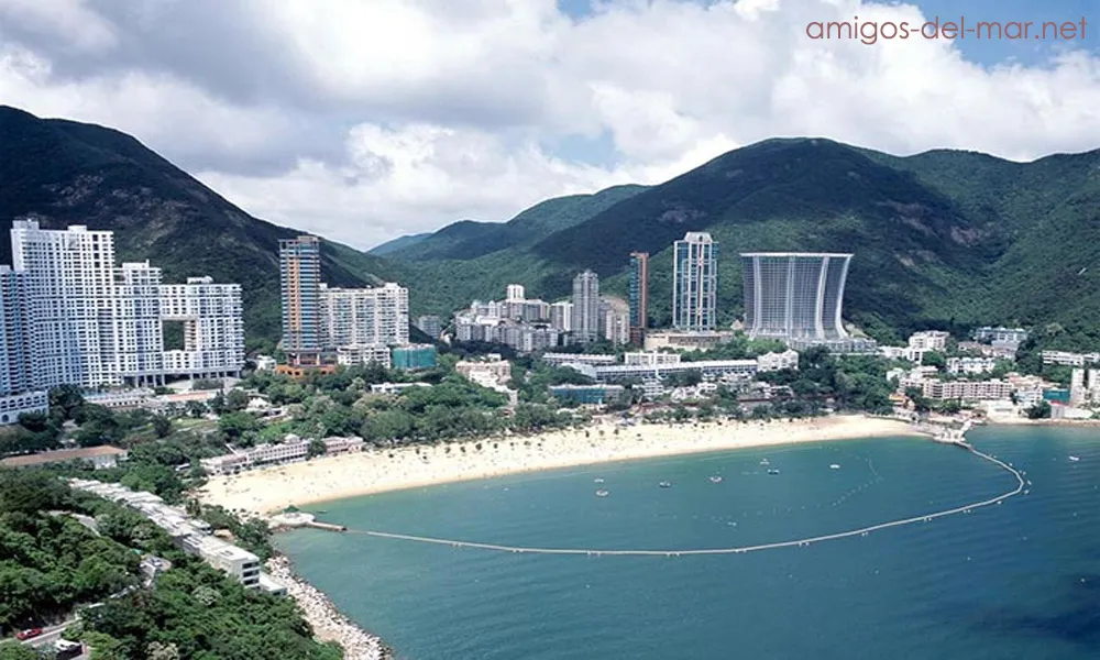 รีพัลส์เบย์ ชายหาดชื่อดังของฮ่องกง